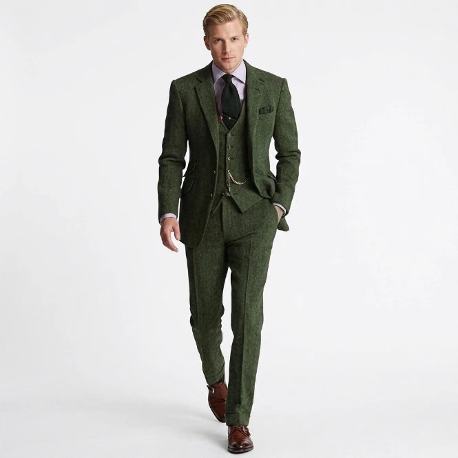 Men's tweed three-piece suit, notch-lapel jacket and waistcoat, front view